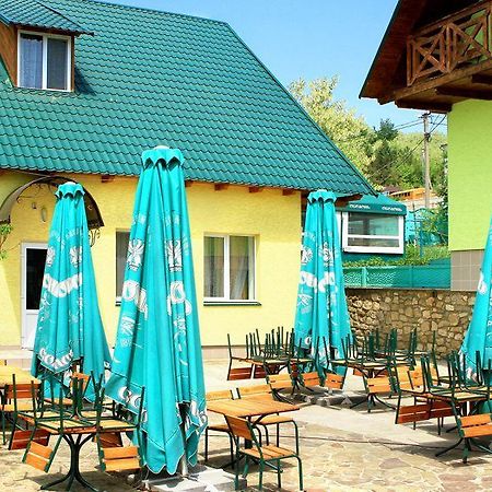 Hotel Перлина Дністра à Rudkovtsy Extérieur photo