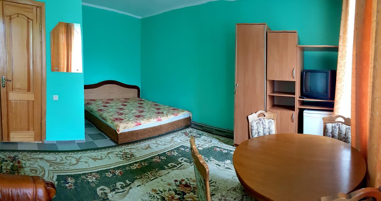Hotel Перлина Дністра à Rudkovtsy Extérieur photo