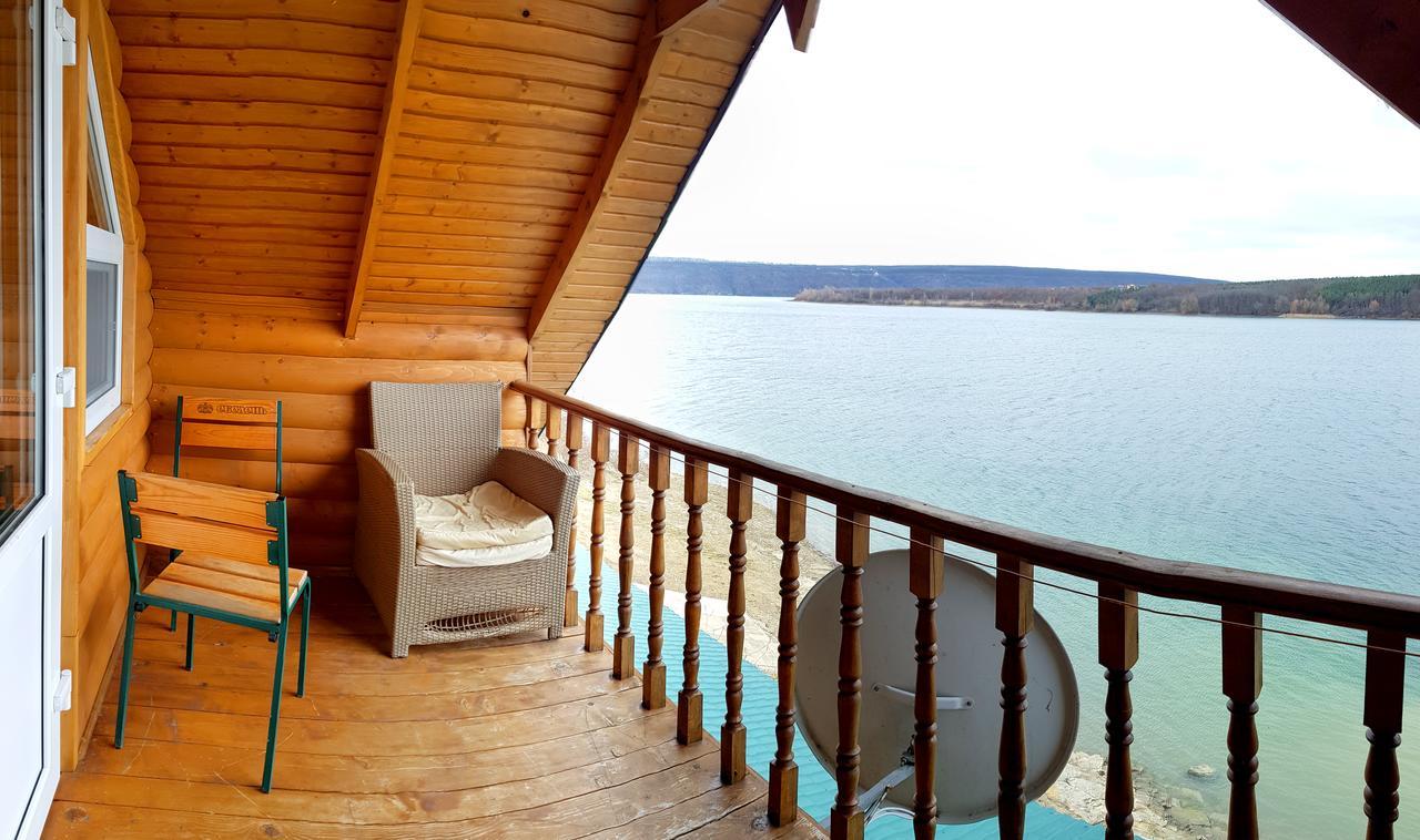 Hotel Перлина Дністра à Rudkovtsy Extérieur photo