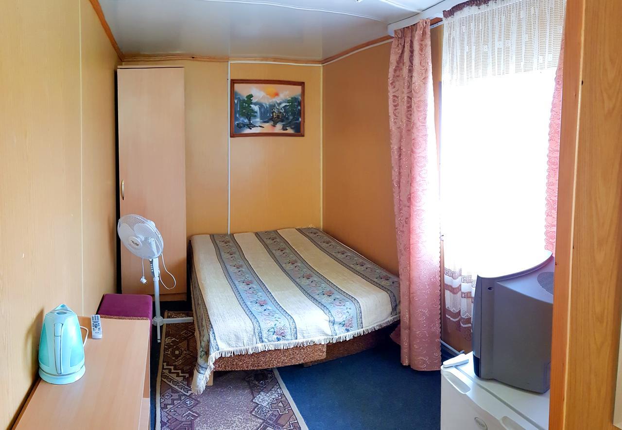 Hotel Перлина Дністра à Rudkovtsy Extérieur photo