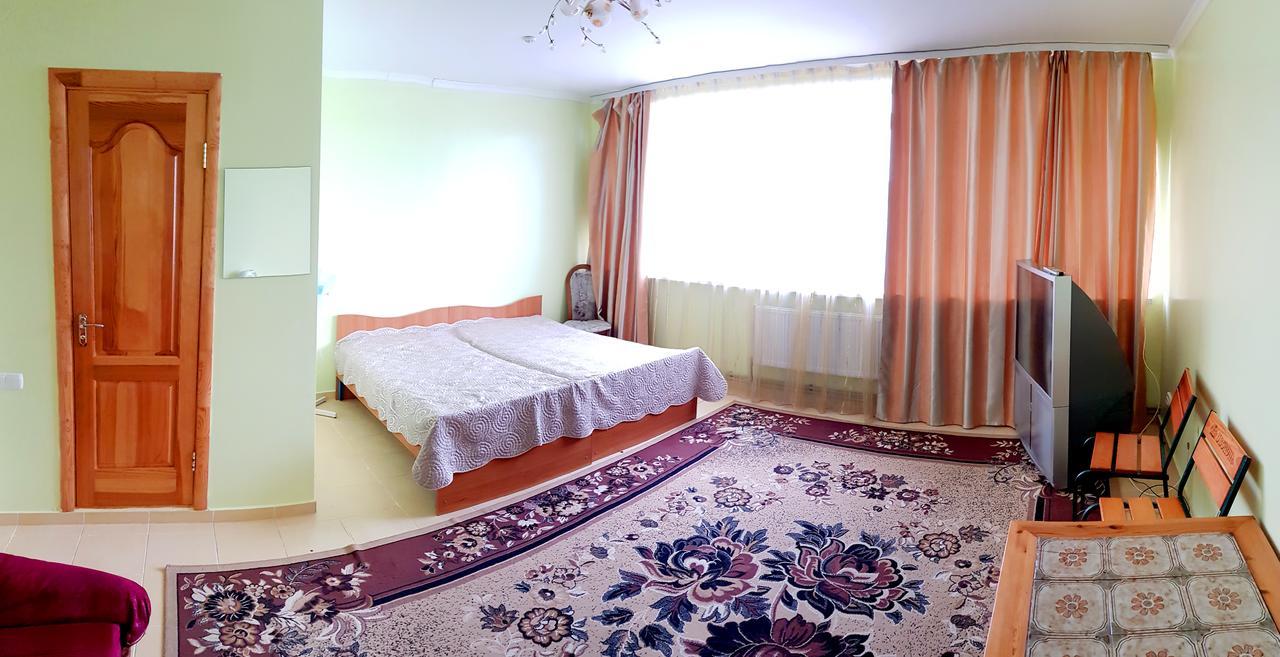 Hotel Перлина Дністра à Rudkovtsy Extérieur photo